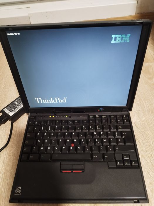 Laptopt ibm 380z de coletie