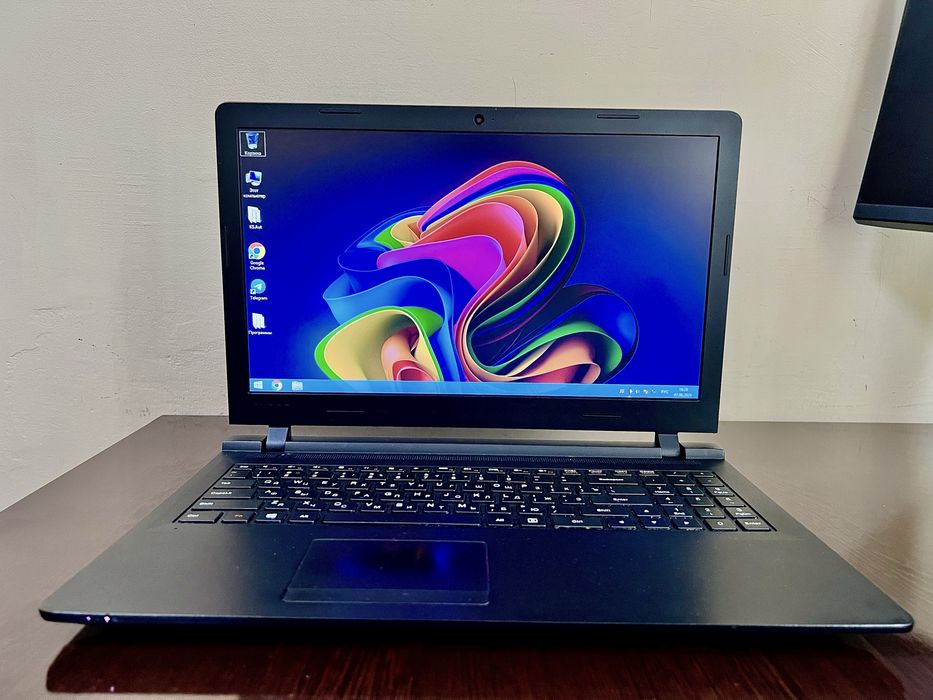 Lenovo noutbuk sotipadi