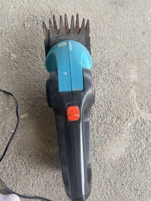 Foarfeca Gardena pentru gard viu/ flori