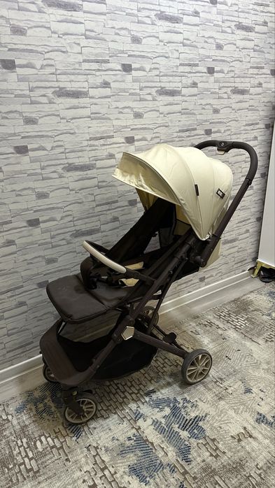 Коляска складная. Б/у акуратная и практичная