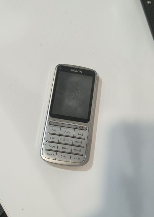 Telefon Nokia perfect funcționa cu excepția difuzorului casca l