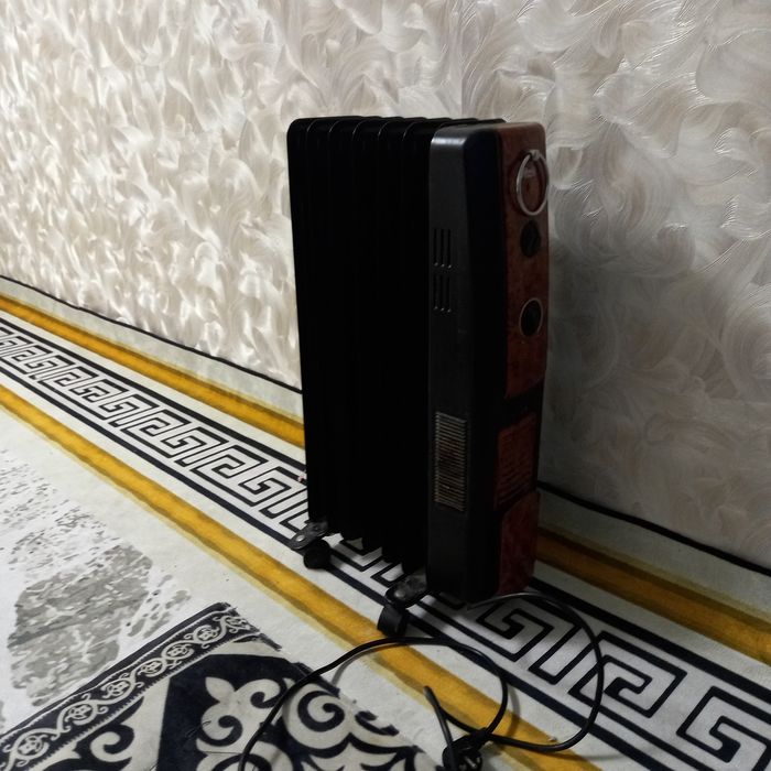 Продам радиатор масленый