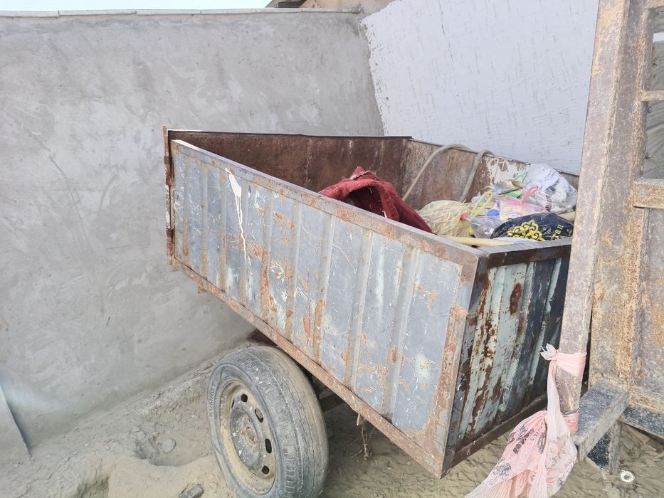 Прицеп сатылады жүріп тұр