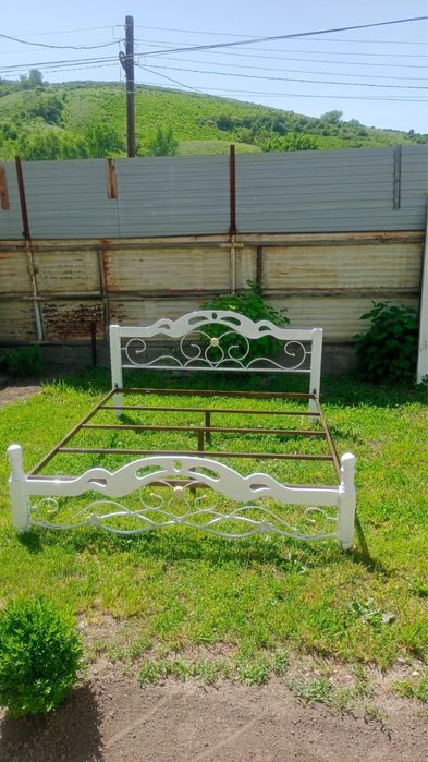 Продам кованую кровать
