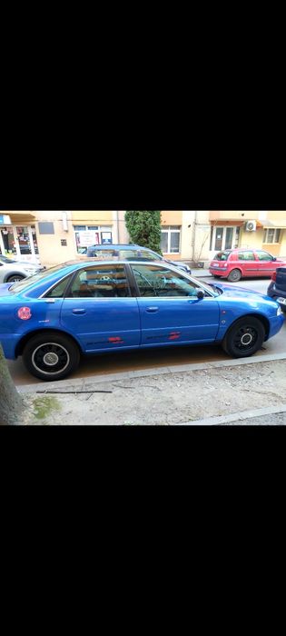 Audi A4 Limuzina