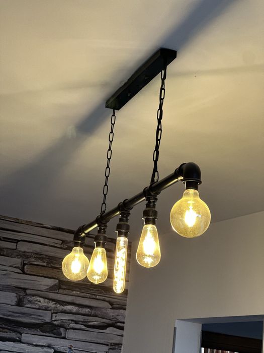Lustra din teava neagra cu lant Chain Pipe Chandelier