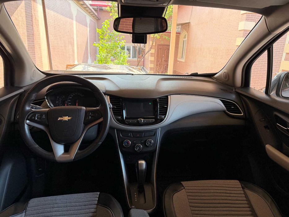 Продаётся Chevrolet Tracker Premier 2020 года