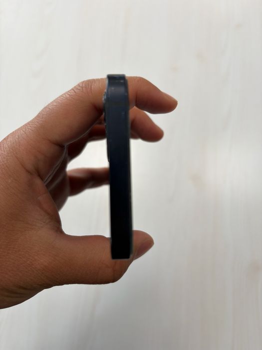 Iphone 12, от первого владельца