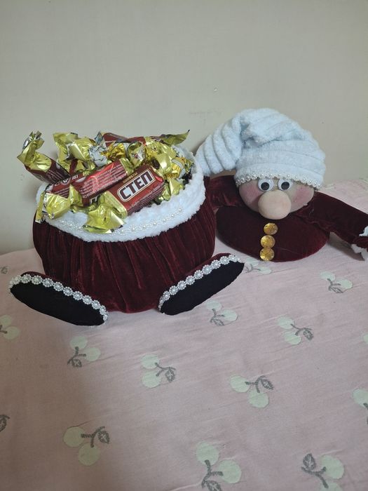 Гномики и конфетницы