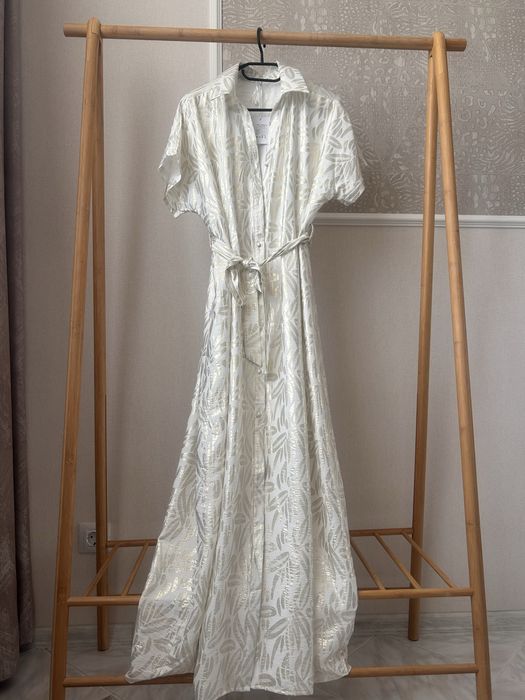 Нова ефирна бляскава рокля