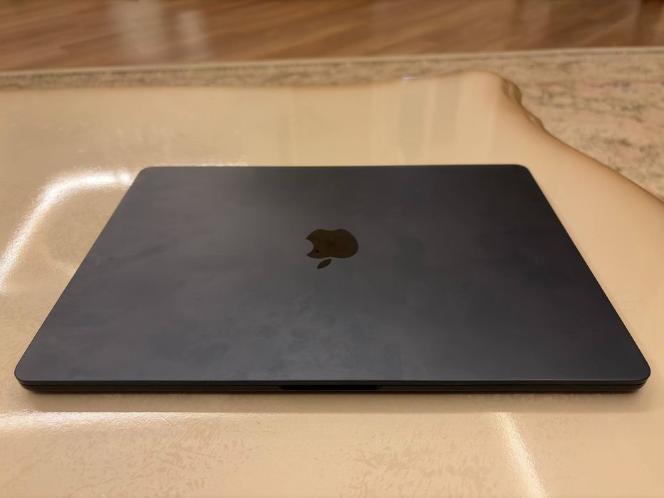 MacBook Air 15" M2 | 8/512 GB | Идеальное состояние | Скидка студентам