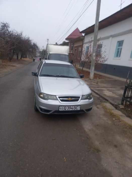 Nexia 2 сотилади