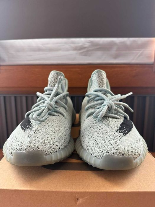 Yeezy Boost 350  Salt 42 ⅔ EUR
