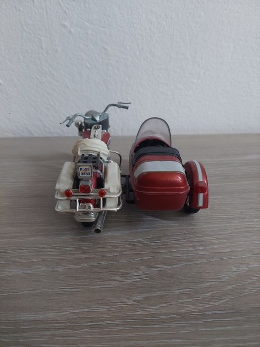 Machetă Harley Davidson cu ataș