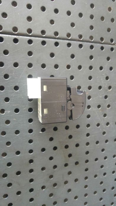 Buton geam electric stanga spate renault koleos 1 hy 25411jy00a