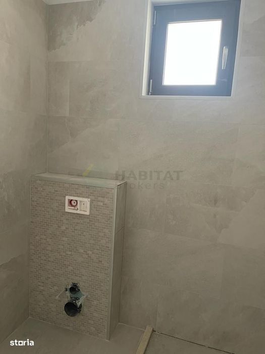 Vilă spațioasă Tunari | Curte mare | Complex închis