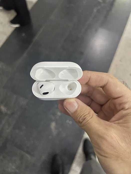 Airpods 3 чап томони оригинал