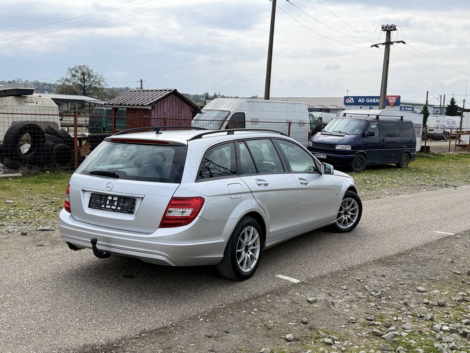 MERCEDES-BENZ C-Class 2011 — imagine 4