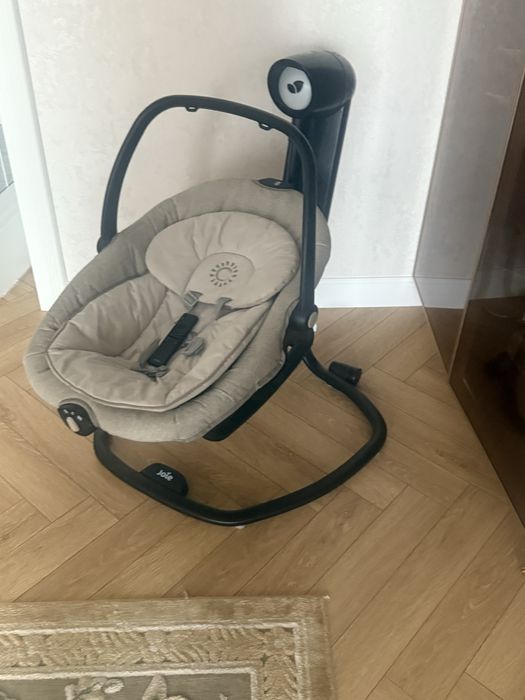 Продам шезлонг детский