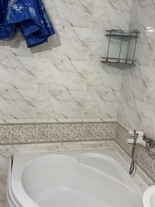 СНБ кучада янги бинода 2 хонали кв ижарага берилади.