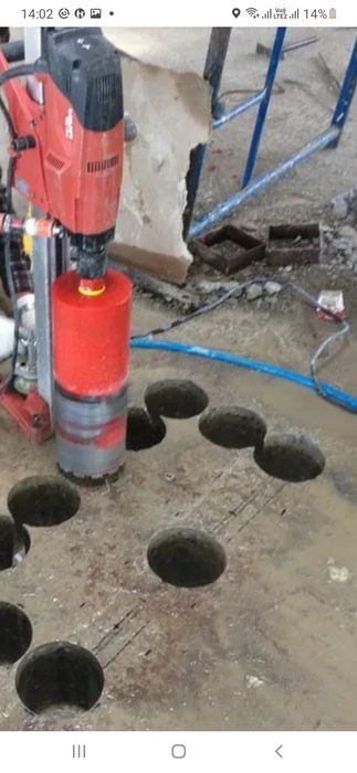 Алмазное бурение стен .