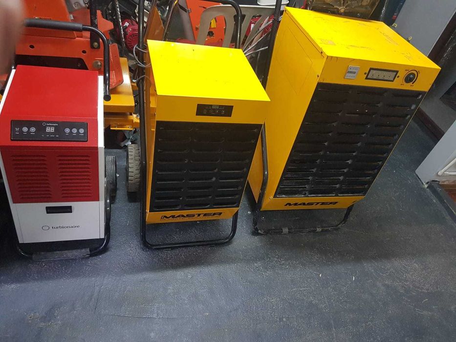 Inchiriez Uscator pereti/Dezumidificator profesional de inchiriat