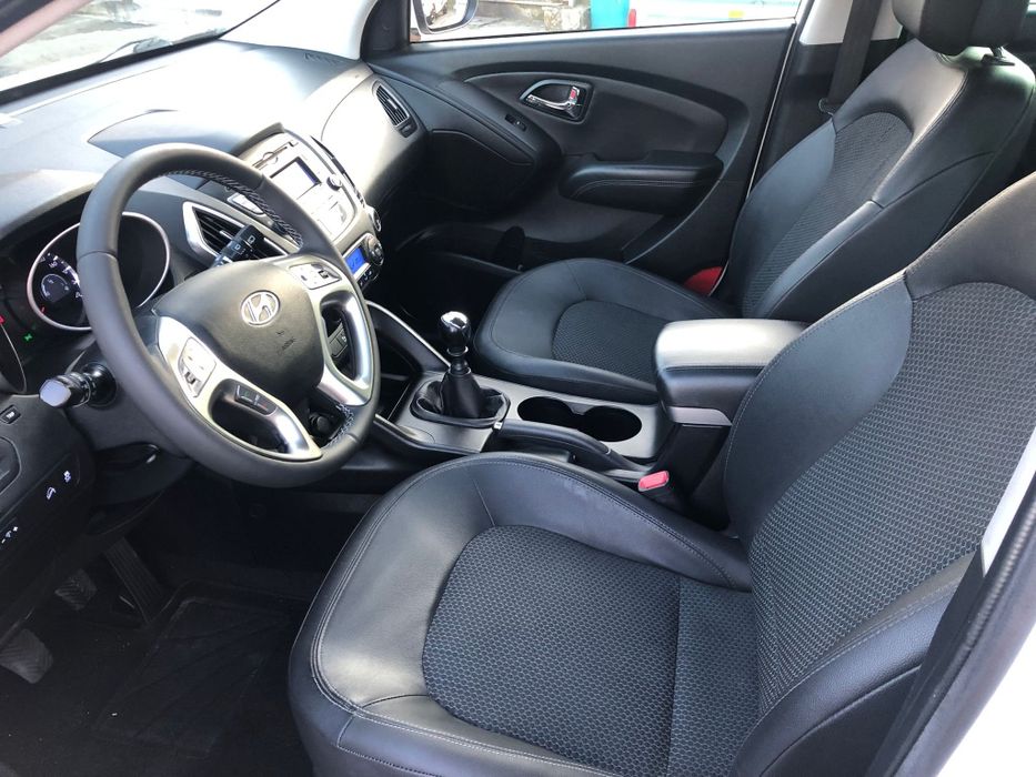 Hyundai ix35 / An 2011 / 2.0 Diesel 140Cp E5 / Clima