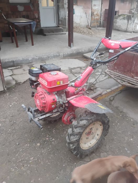 Motocultor de 13 cp