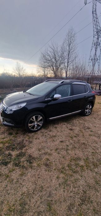 Peugeot 2008, an 2015,  1.6 Benzina