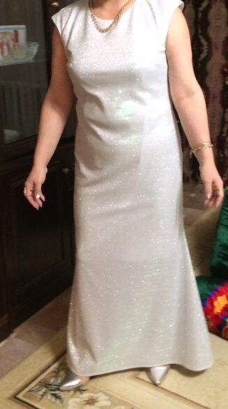 Платье очень красивое