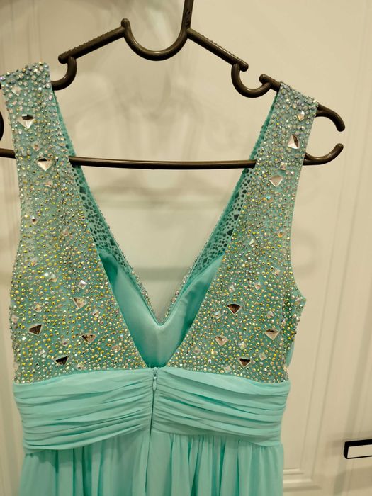 Платье вечернее,праздничное