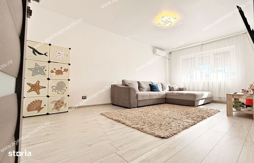 Apartament 3 camere IC Frimu | Decomandat | 2 băi | Centrală