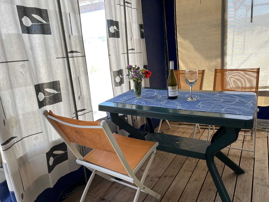 Каравана под наем на 30 мерта от морето