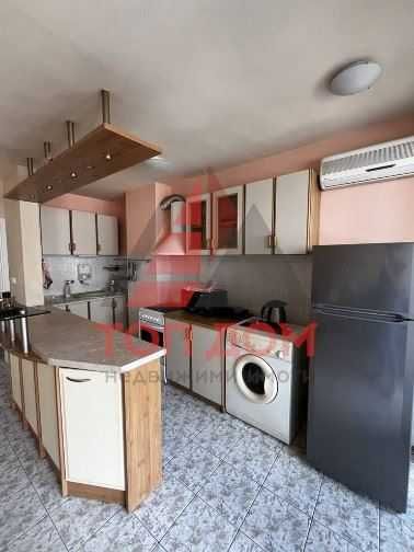 Дава се под наем Тристаен апартамент в Варна, Колхозен пазар - 72 кв.м за 561 € - Снимка #2