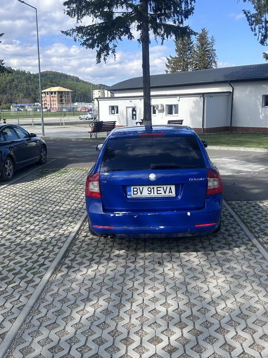 SKODA Octavia 2010 — imagine 3
