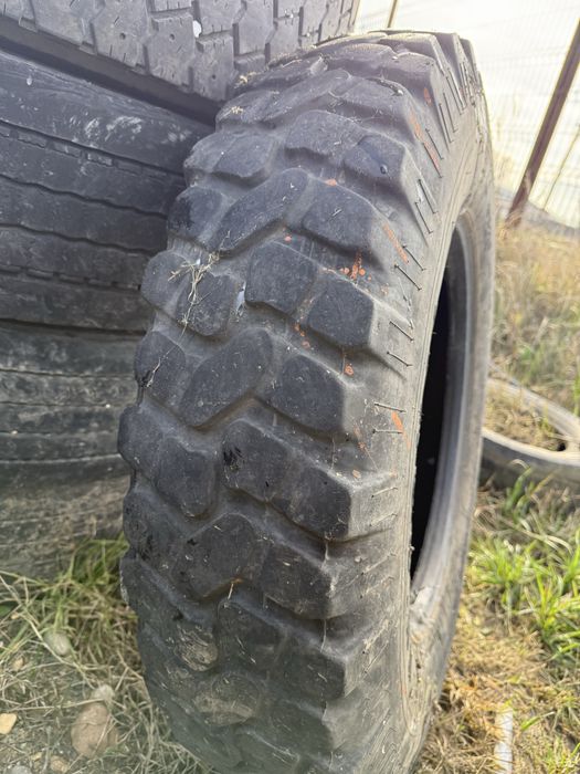 10r22,5 uniroial tractiune