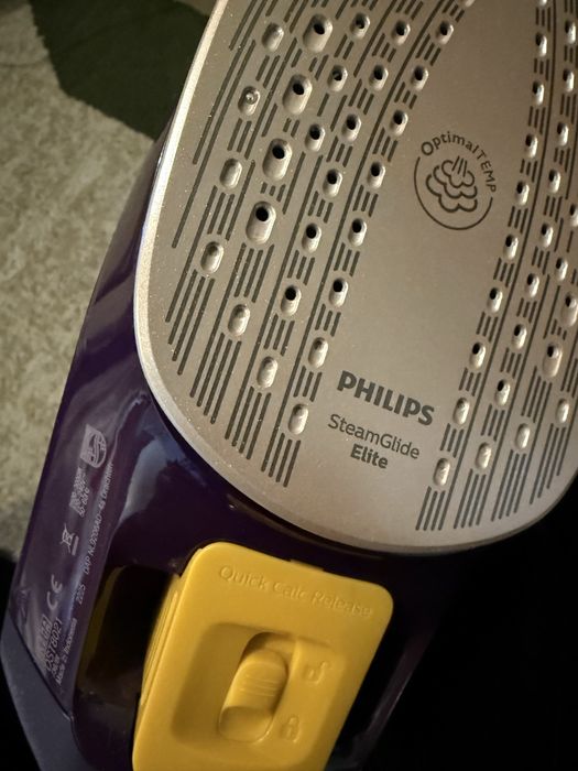 Утюг Philips DST8021 Azur 8000 Серия