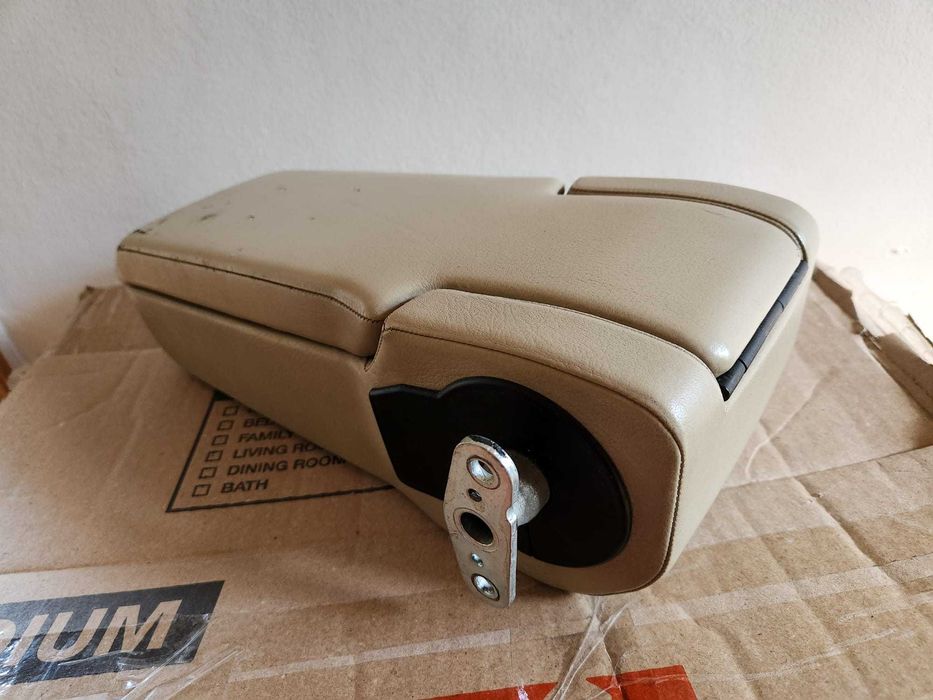 Cotiere pentru Mercedes-Benz W124, model textil negru si cu depozitare tip SUA