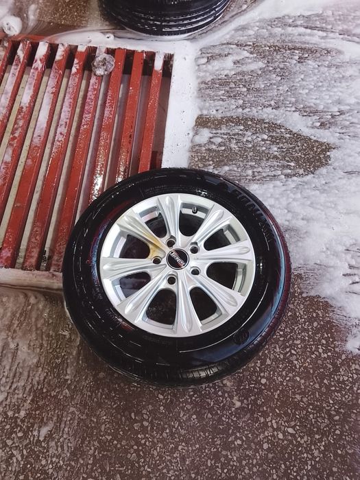 Продам колеса летние