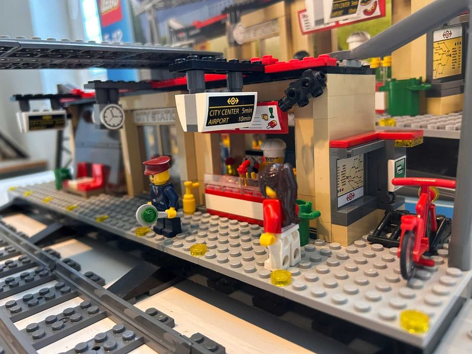 Lego CITY жп гара 60050