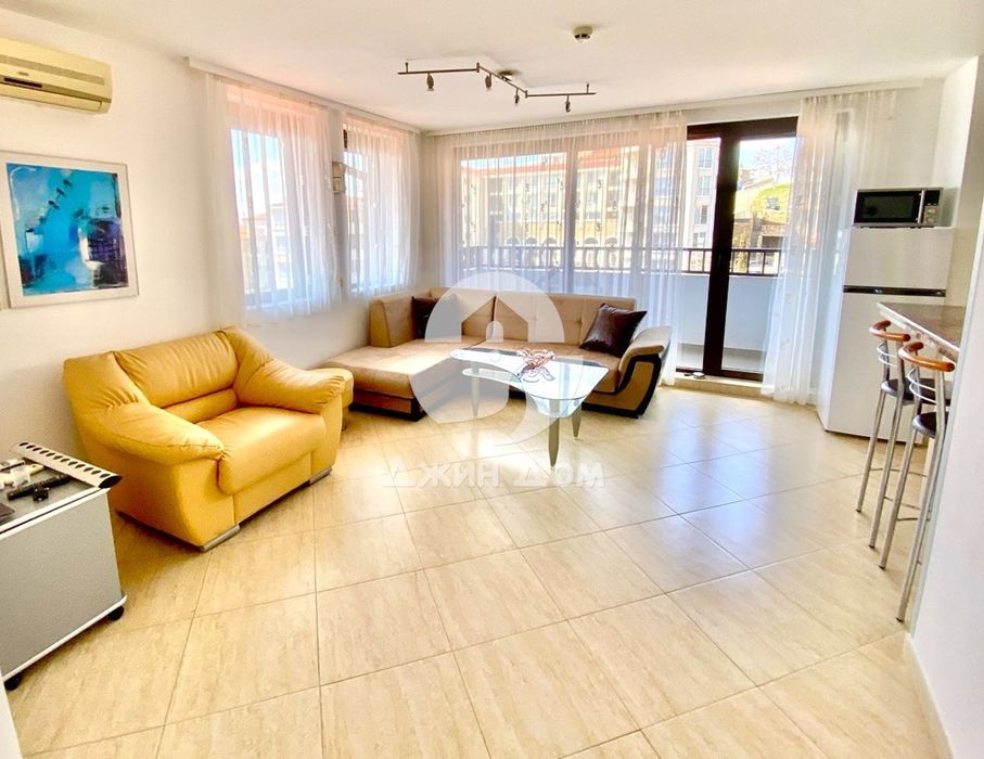 Продава се Двустаен апартамент в Свети Влас - 65 кв.м за 1539 €/кв.м - Снимка #2