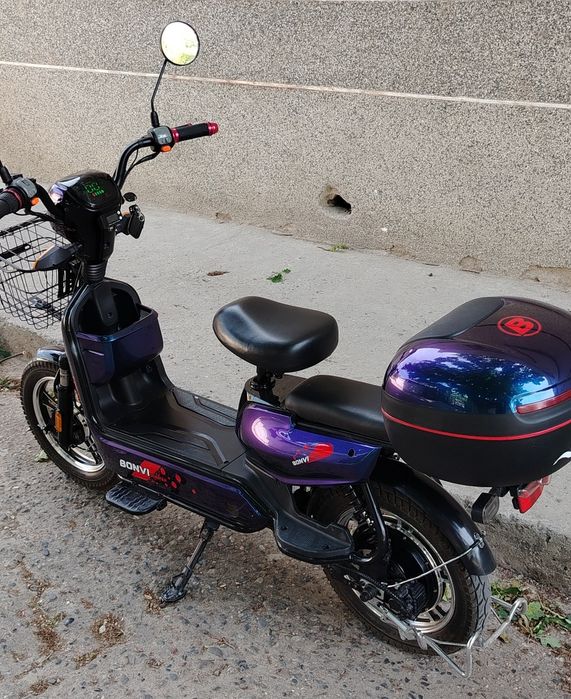 Электронной скутер модель Bonvi