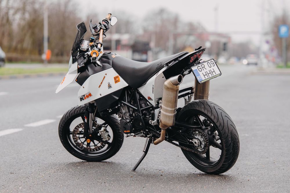 Vând KTM 690, an 2007