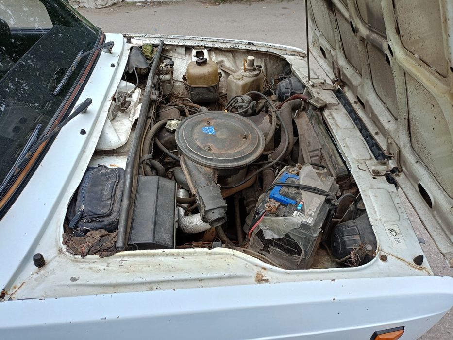 Продам ваз 2107 год выпуска 1999.