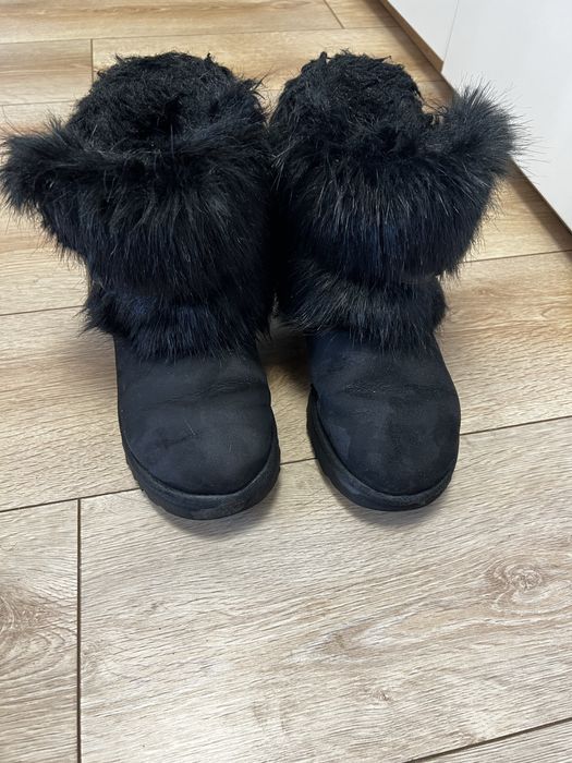 UGG original marime 38