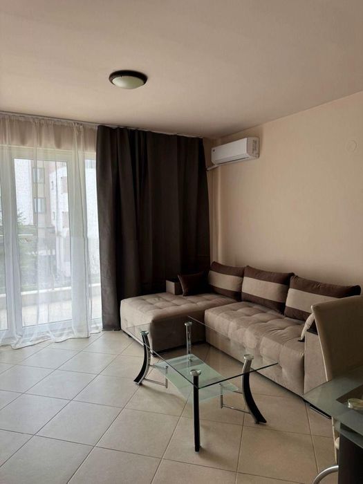 Тристаен апартамент в ж.к. Симеоново.