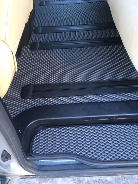 Автомобильные коврики
