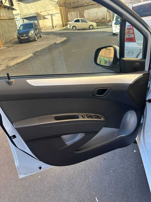 Шевролет Спарк сотилади