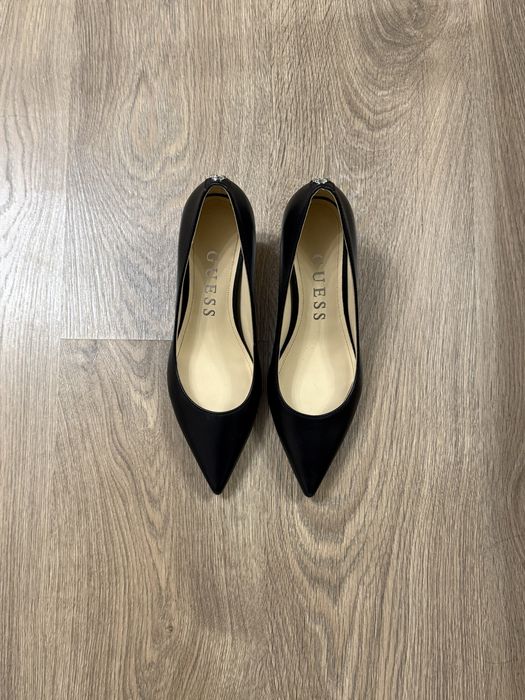 Туфли на каблуке Guess
