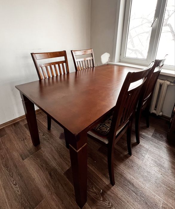 Обеденный стол б/у